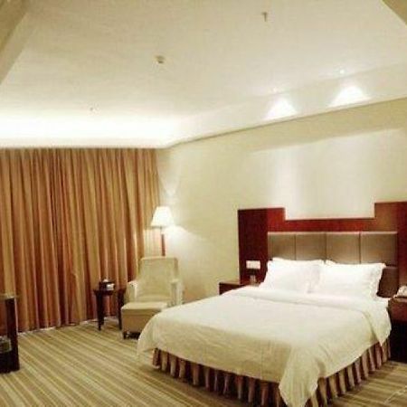 Phoenix Grand Hotel 펑황 외부 사진