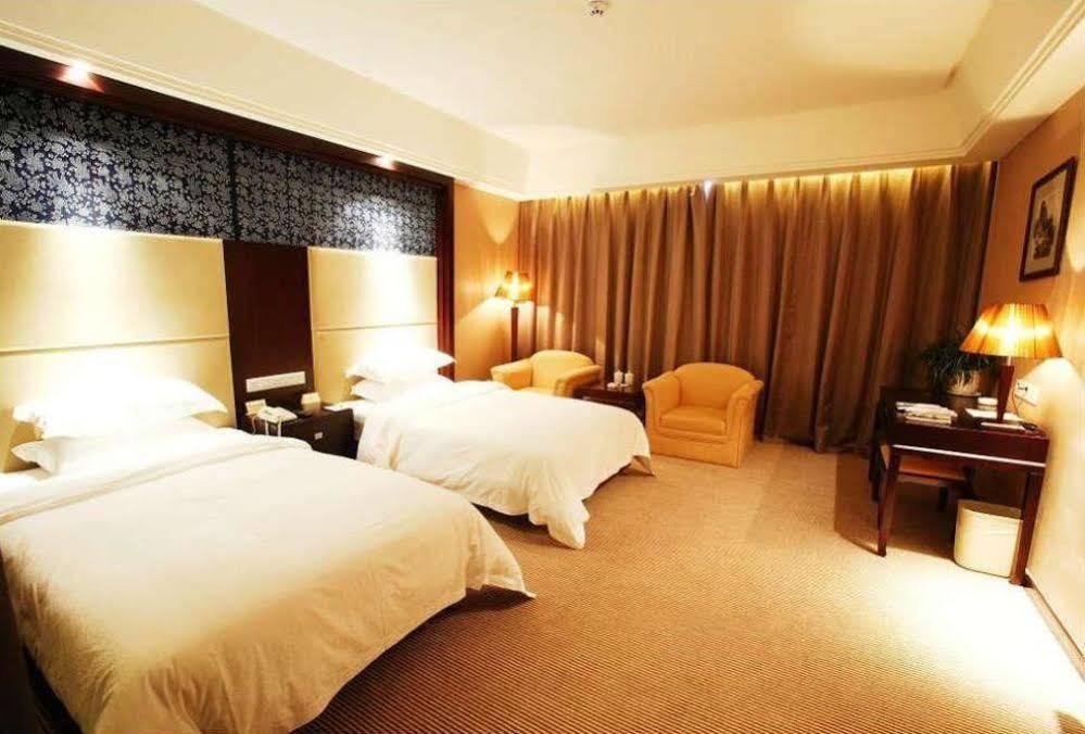 Phoenix Grand Hotel 펑황 외부 사진