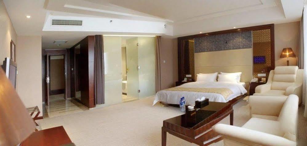 Phoenix Grand Hotel 펑황 외부 사진